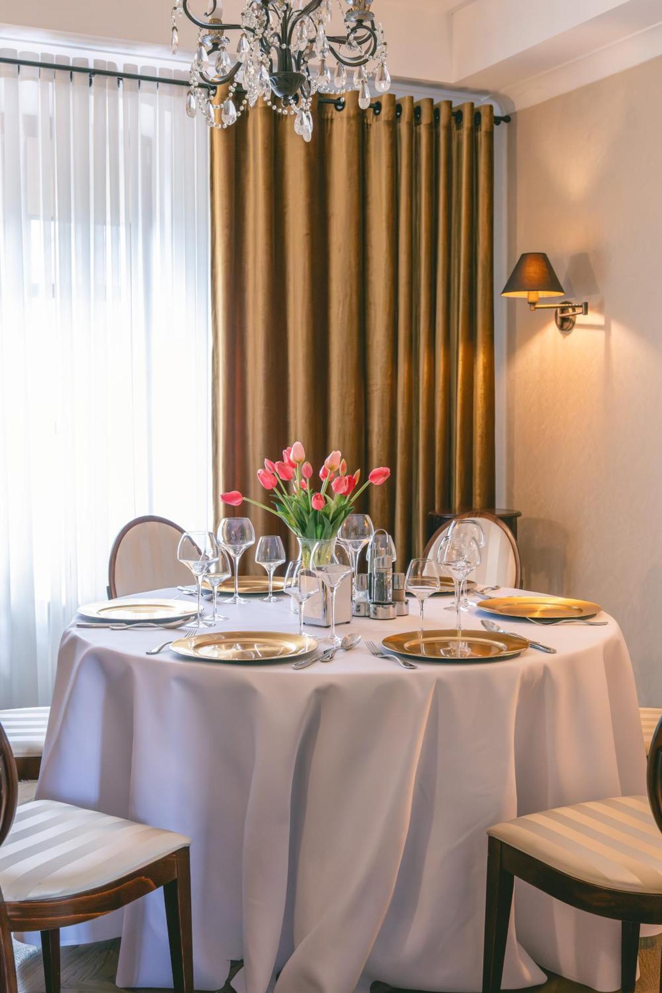 Hotel Skala Biala Podlaska Luaran gambar