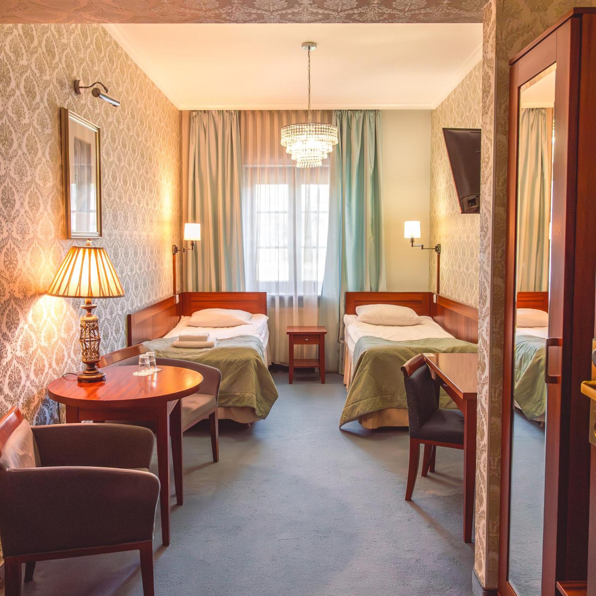 Hotel Skala Biala Podlaska Luaran gambar